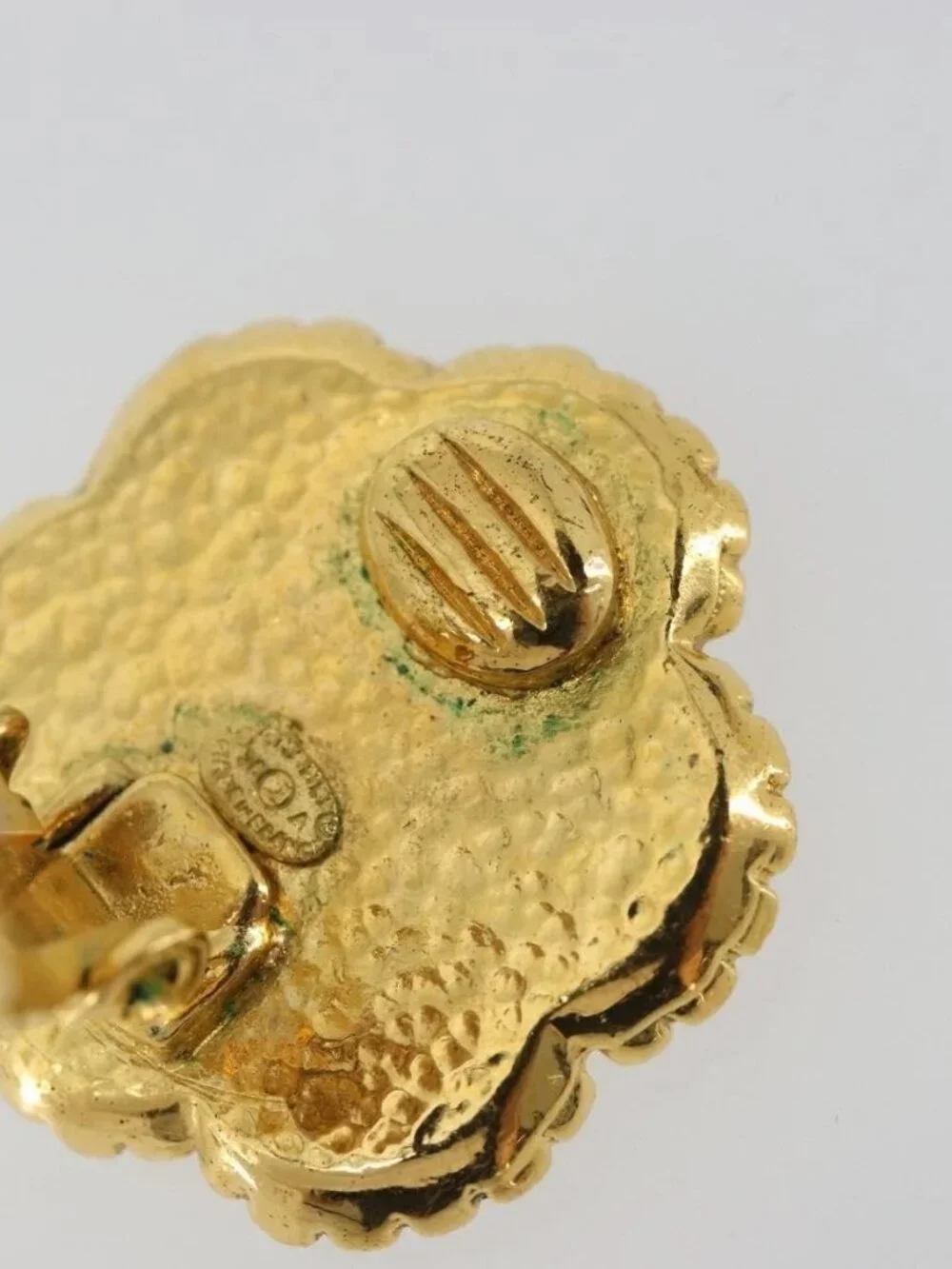 CHANEL Earring Metal Gold Tone CC Auth BA13636M